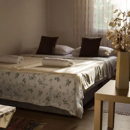 Apartment Village House Ravno