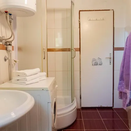 Apartment Village House Ravno