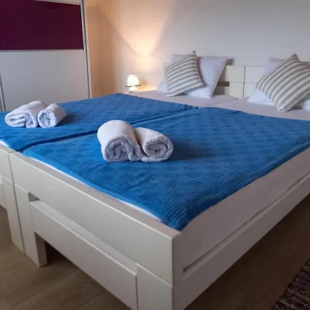 Apartment Village House * Ravno