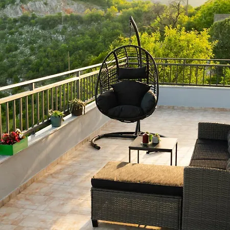 아파트 Apartment Village House Ravno